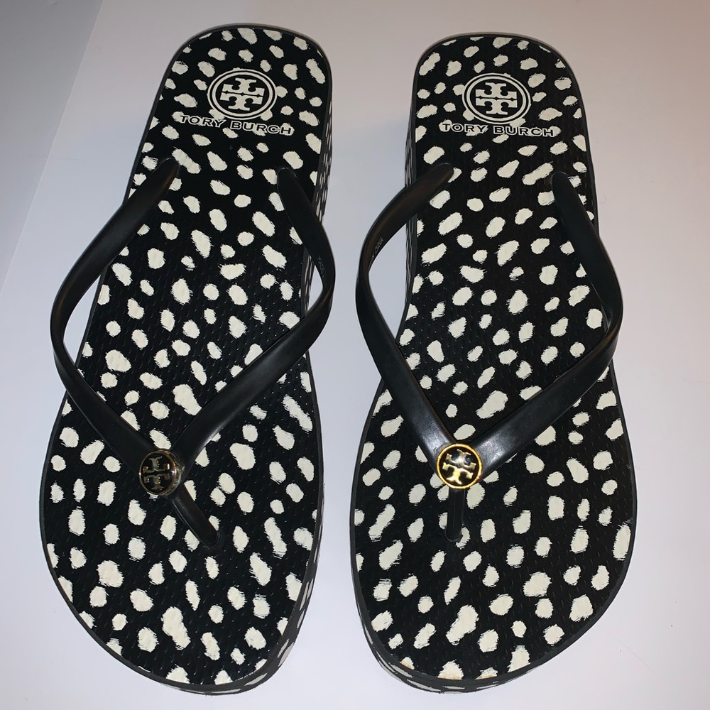 Tory Burch Flip Flops Sz 9